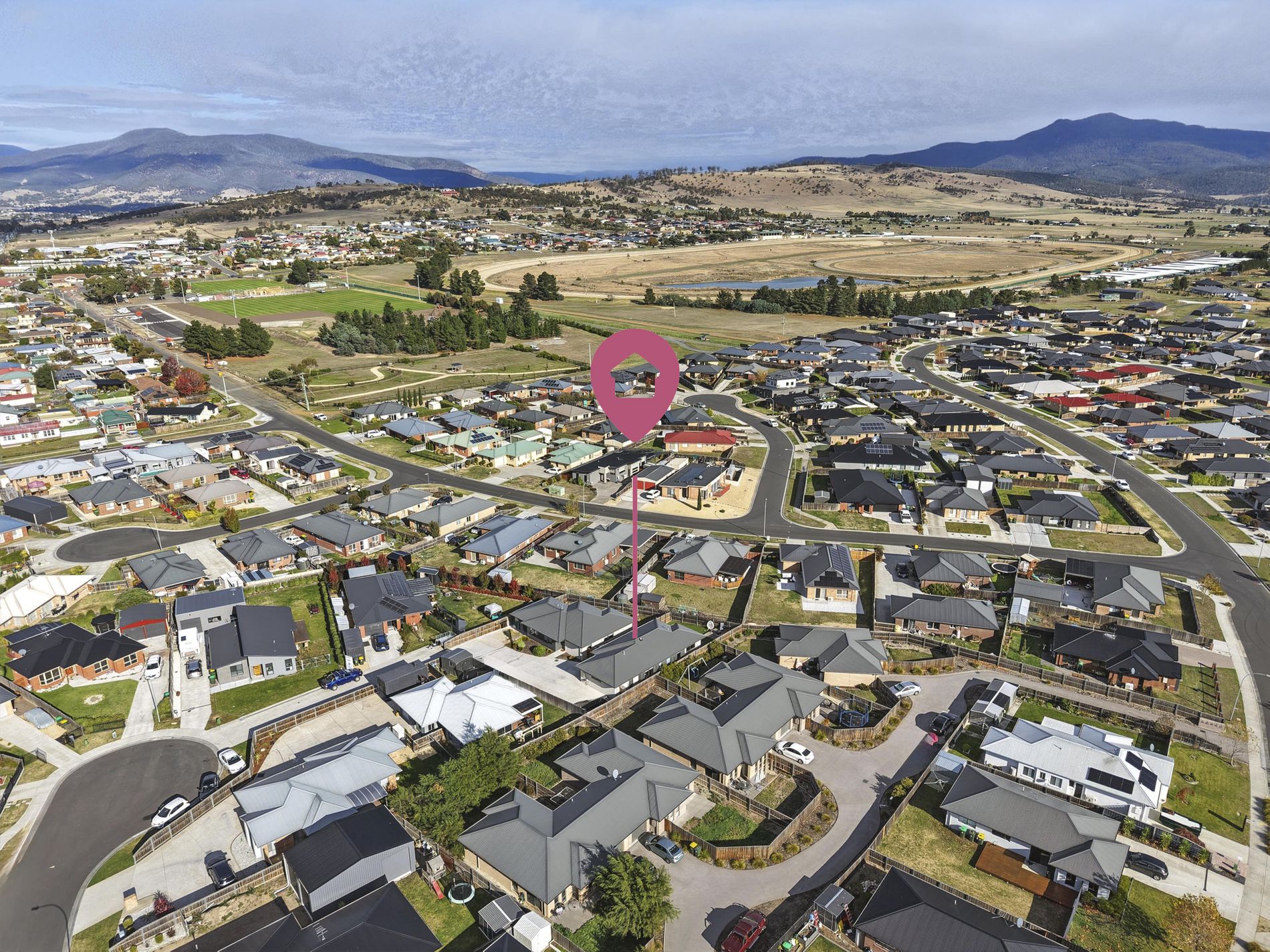 2 / 10 Curtain Court, Brighton