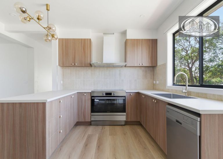 138 Oakleys Road, Portland