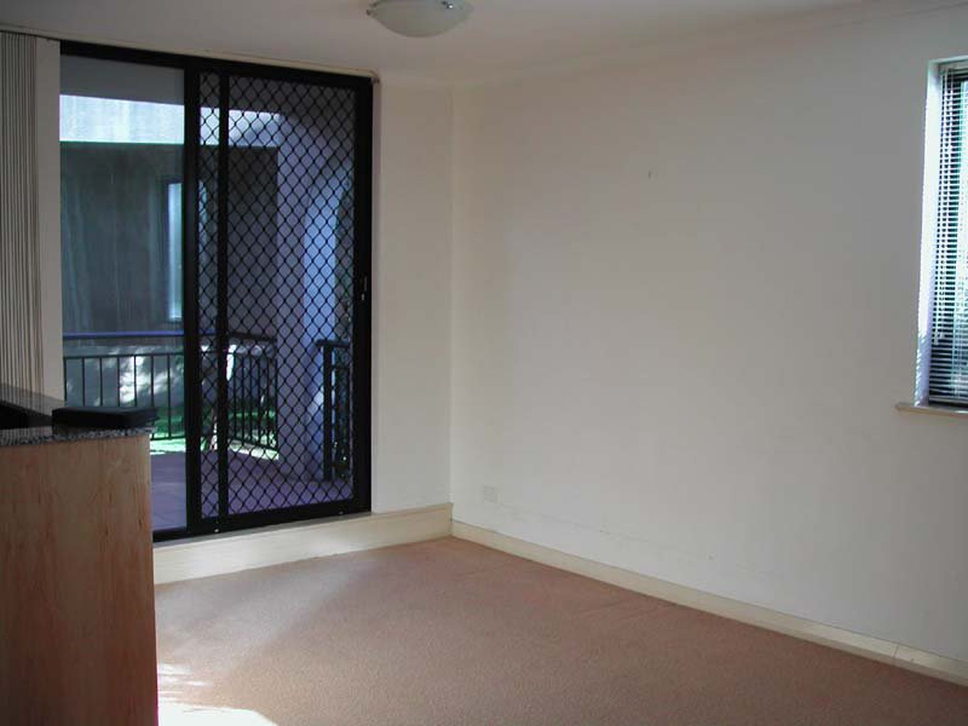 17 / 173-175 Cathedral Street, Woolloomooloo