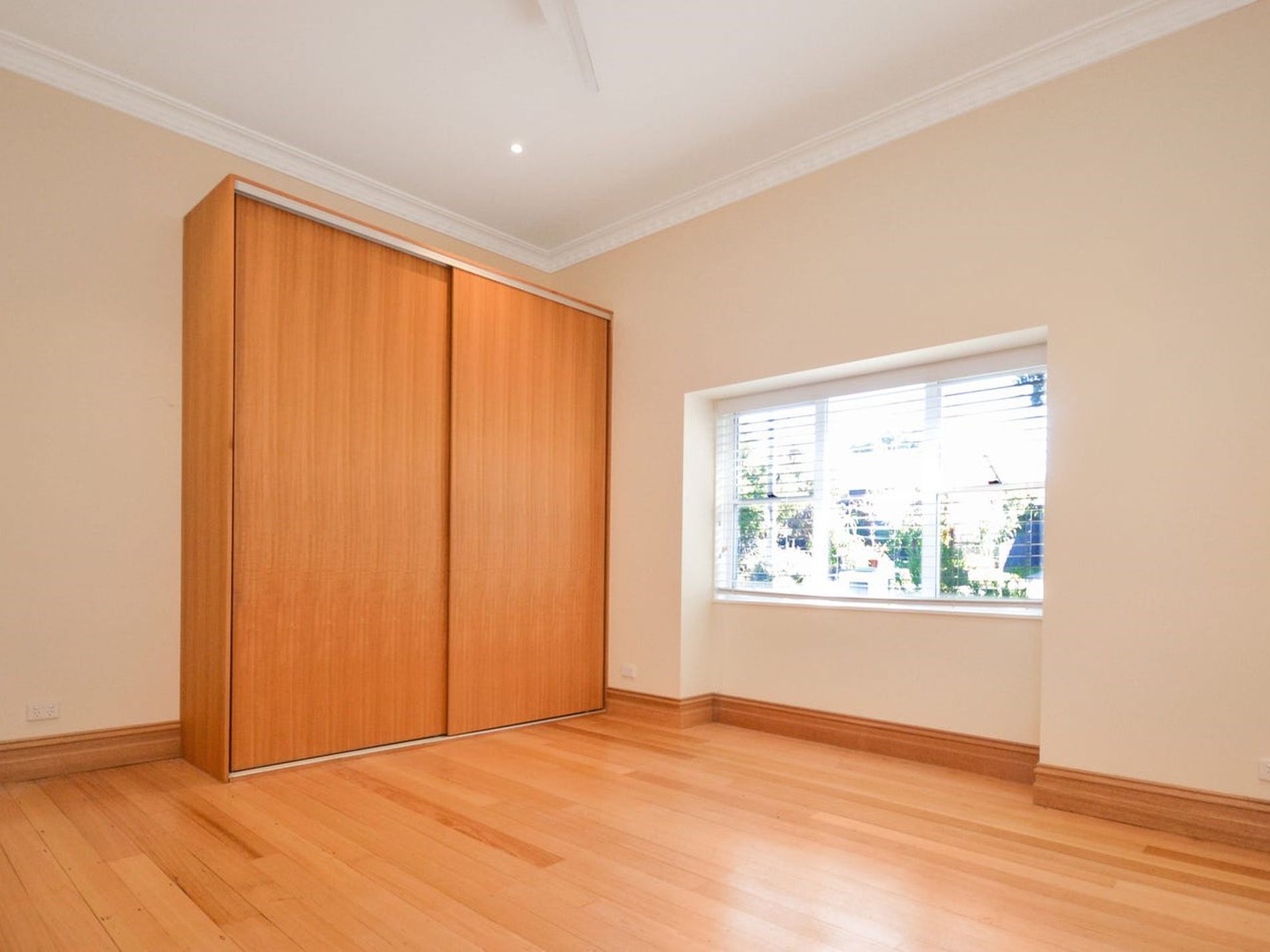 5 Montague Street, Preston