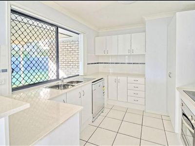 21 Lorikeet Way, Crestmead