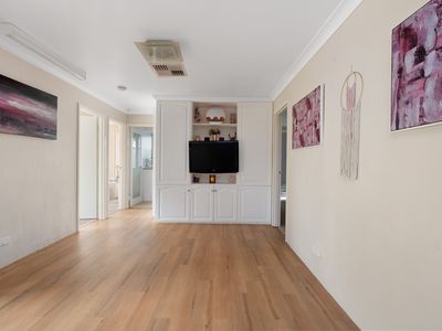 13 O'Connor Way, West Lamington