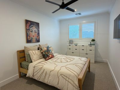 10 Broadway, South Brighton