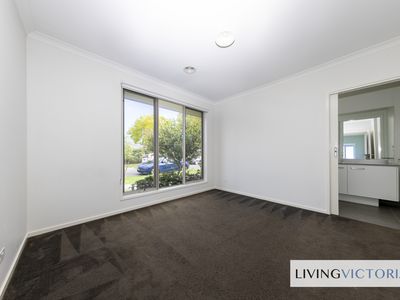 14 Adelong Street, Werribee
