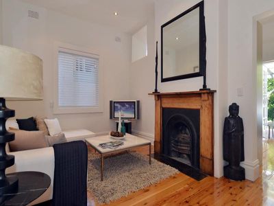 35 Taylor Street, Annandale
