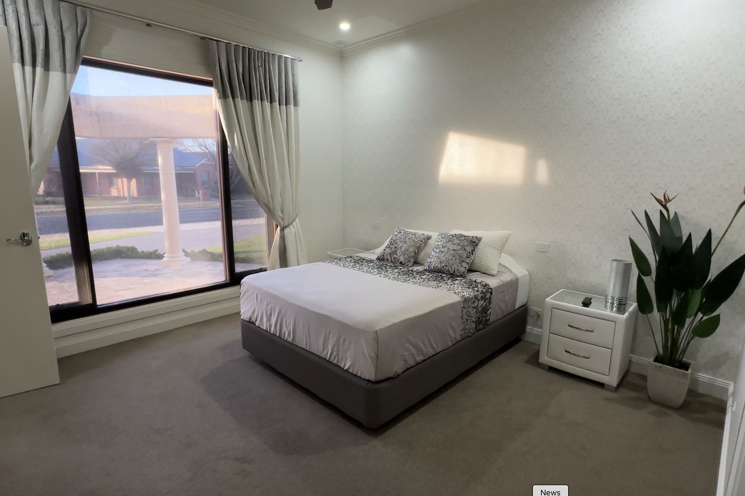 145 Barnes Boulevard, Horsham