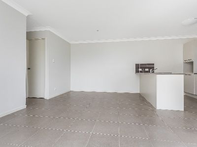 2/5 Mayfair Crescent, Kallangur