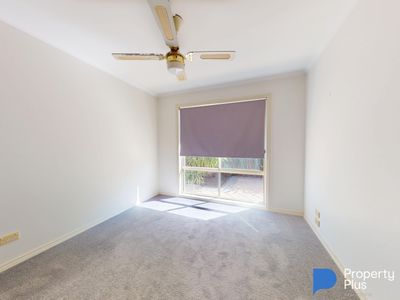 4 Lockwood Mews , Kangaroo Flat