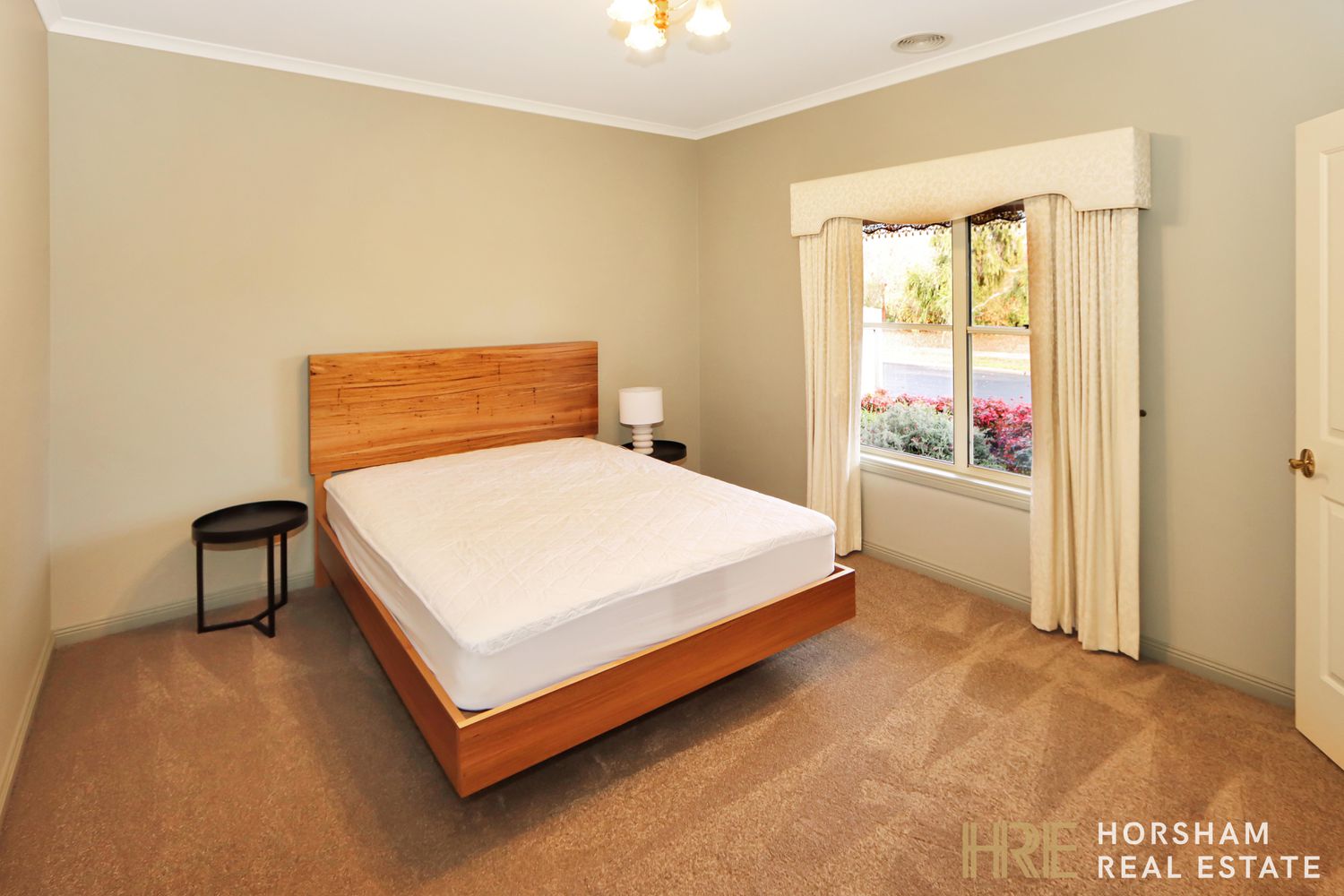 5 Sayer Court, Horsham