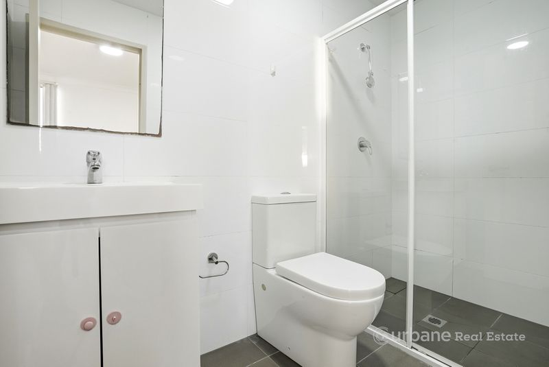 11 / 24 Mons Road, Westmead