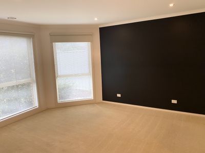 24 Treeside Drive, Tarneit