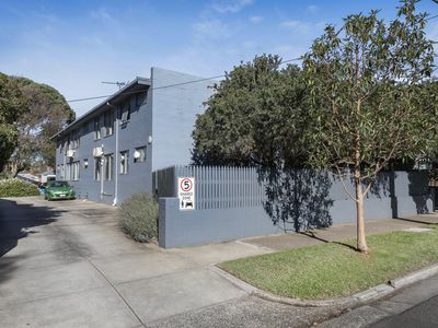 5 / 59 The Esplanade , Maribyrnong
