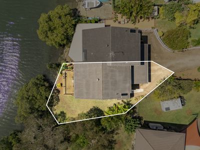1 / 13 Royal Palm Court, Southport