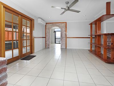 18 Lowanna Close, White Rock