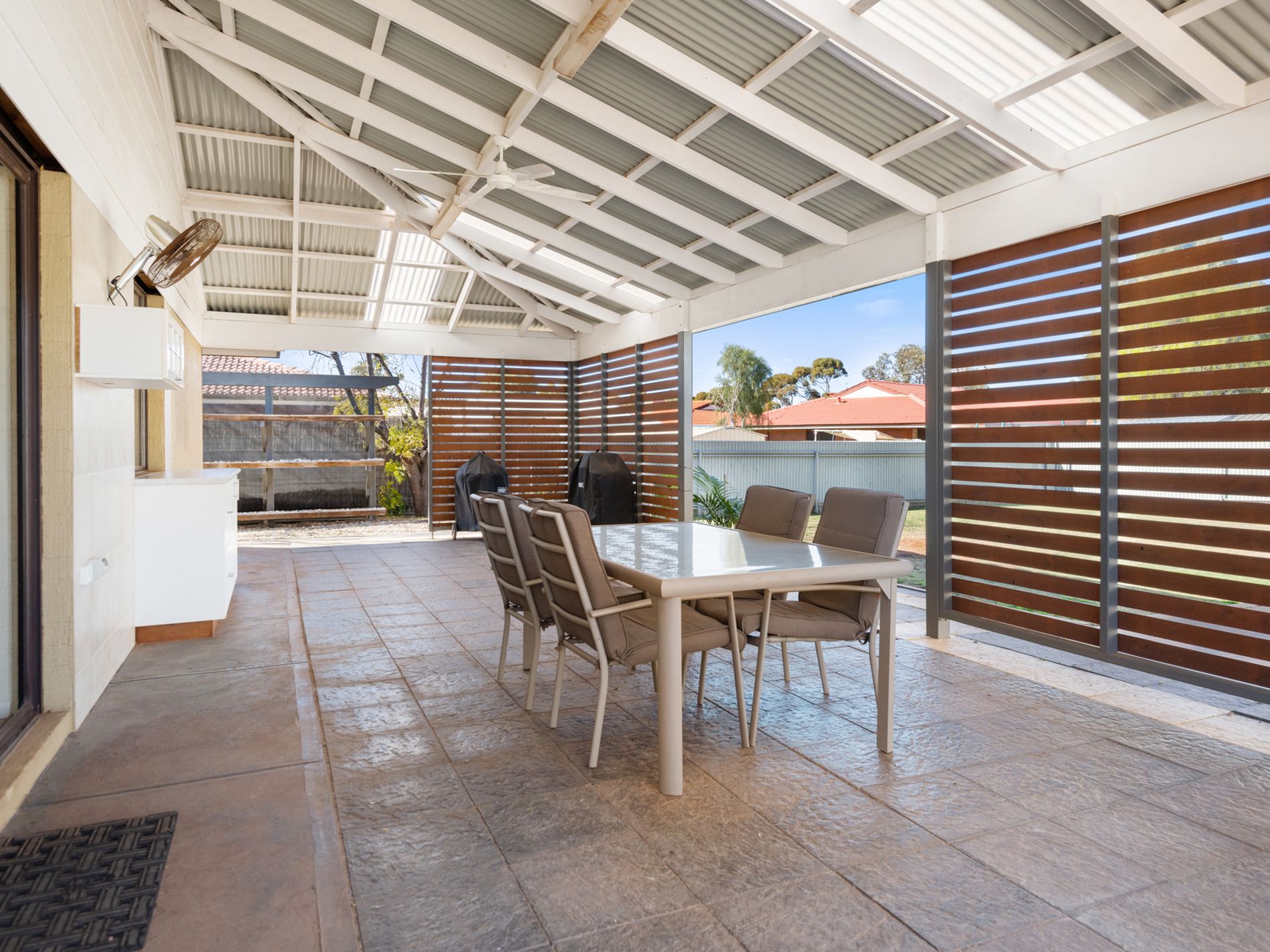 3 Carroll Place, Hannans