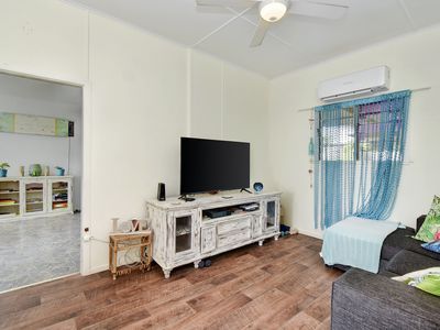 76 Cassowary Street, Longreach