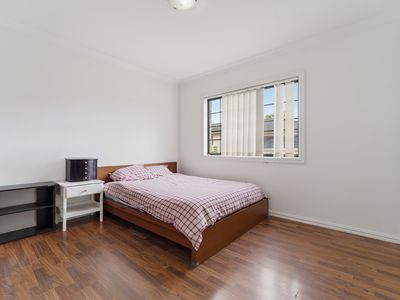 2 / 28-32 Cross St, Guildford