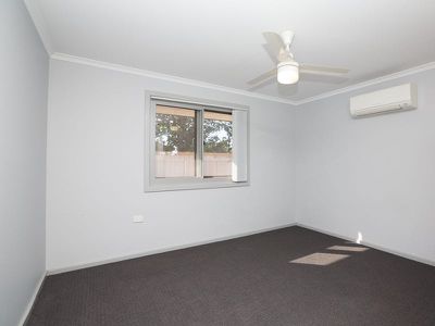8 / 10 Dulverton Terrace, South Hedland