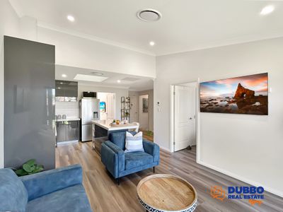 8 Gunsynd Circuit, Dubbo