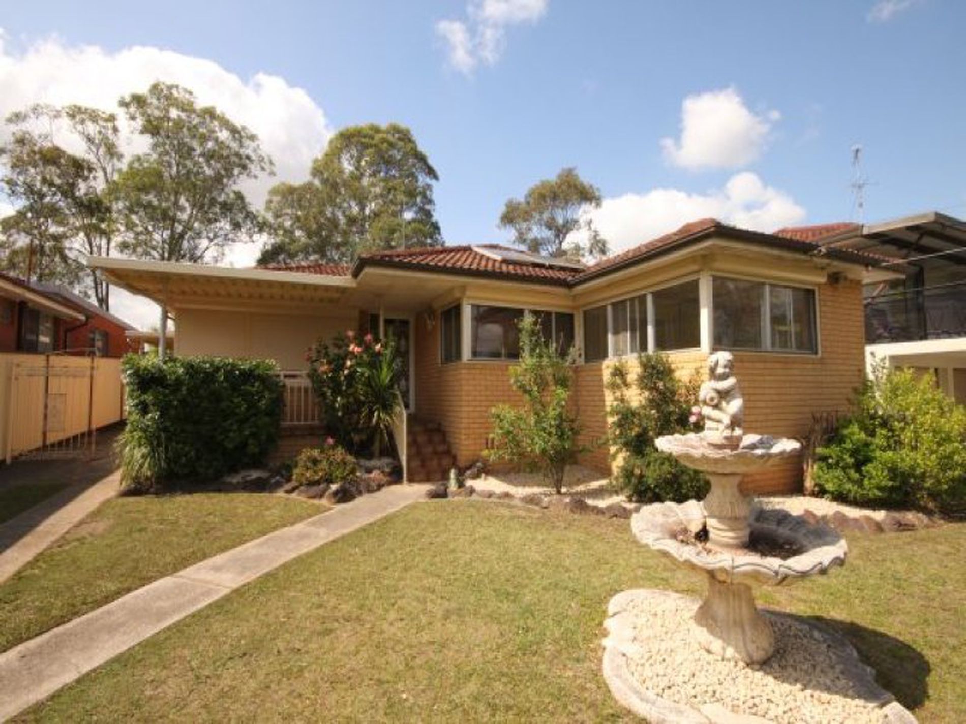 44 Jacaranda Drive, Georges Hall