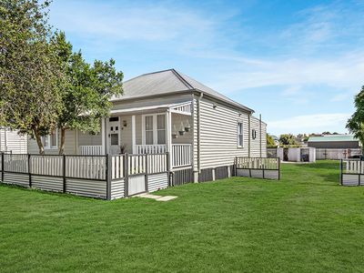 14 Government Road, Weston