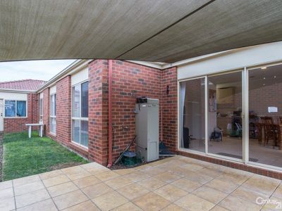2 Margie Square, Narre Warren South
