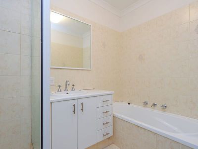 4 / 21 La Manche Avenue , Port Kennedy