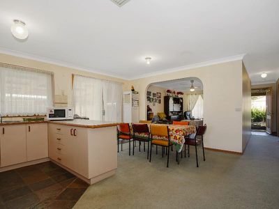 5 Jackson Dr, West Wodonga