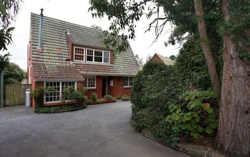 69 Beaconsfield-Emerald Road, Beaconsfield Upper