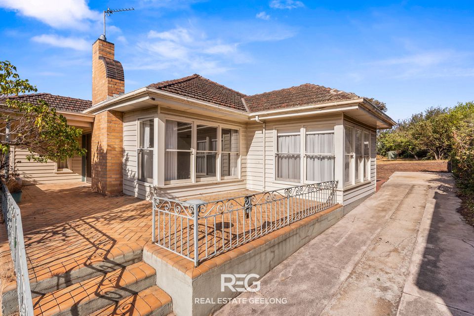 10 Lichen Grove, Highton