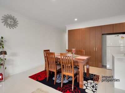 38 / 2 Clare Burton Crescent, Franklin