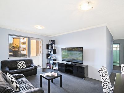 6/6 Grafton Crescent, Dee Why