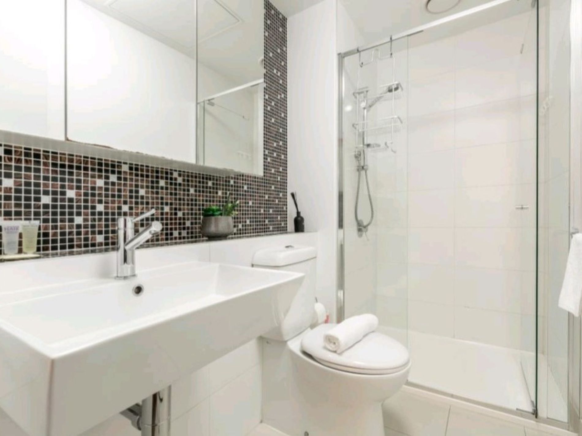 2001 / 639 Lonsdale Street, Melbourne