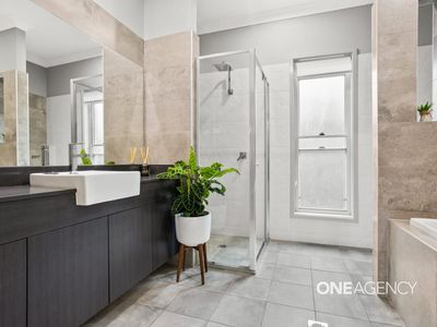 69 Brushgrove Circuit, Calderwood
