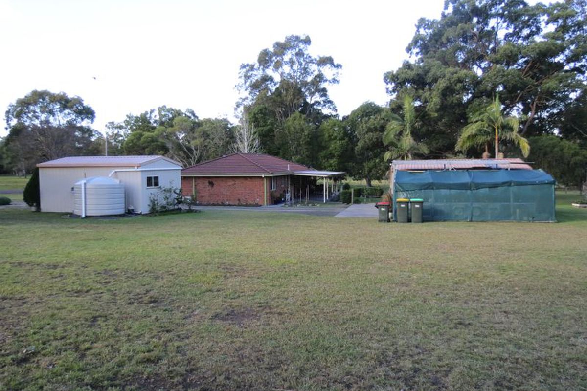 9 Premier Drive, Taree