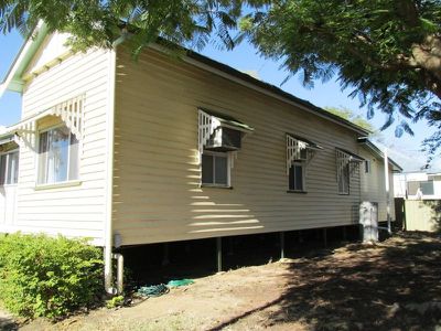 15 Duck street, Longreach