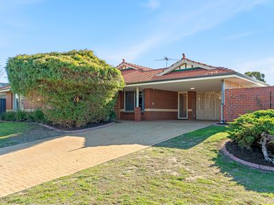 2 Stenton Gardens, Kinross