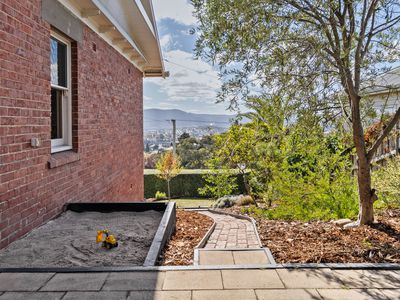 18 Gordon Avenue, Mount Stuart