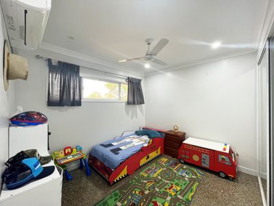 303 Acaciavale Road, Breddan