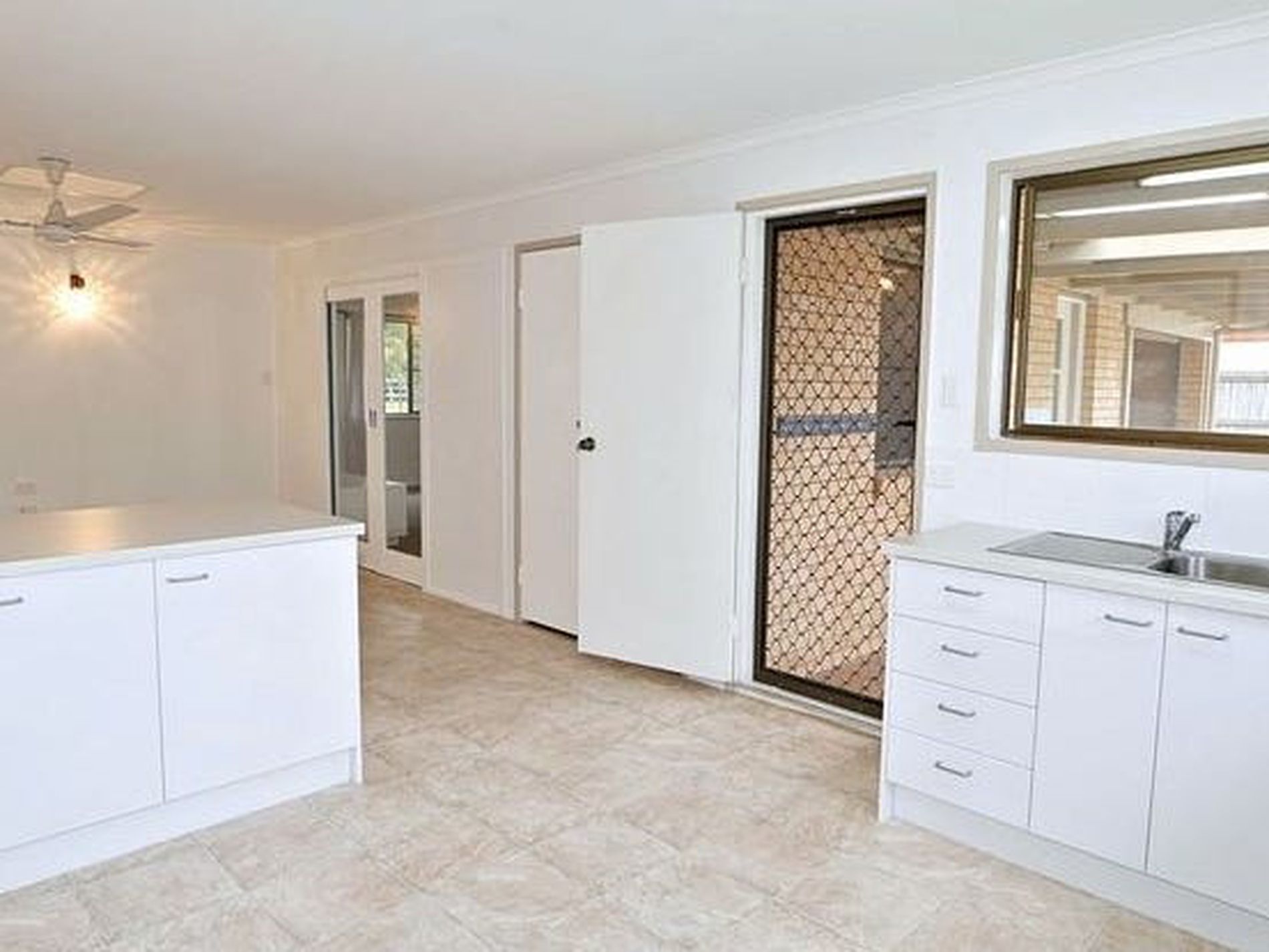 14 Emperor Street, Woodgate