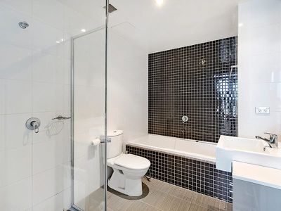 1901 / 4 Como Crescent, Southport