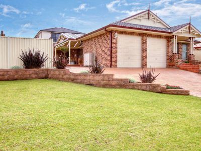 20 Hartfield Avenue, Horsley