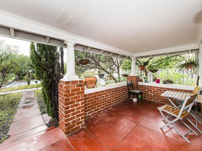 110 Wood Street, Inglewood
