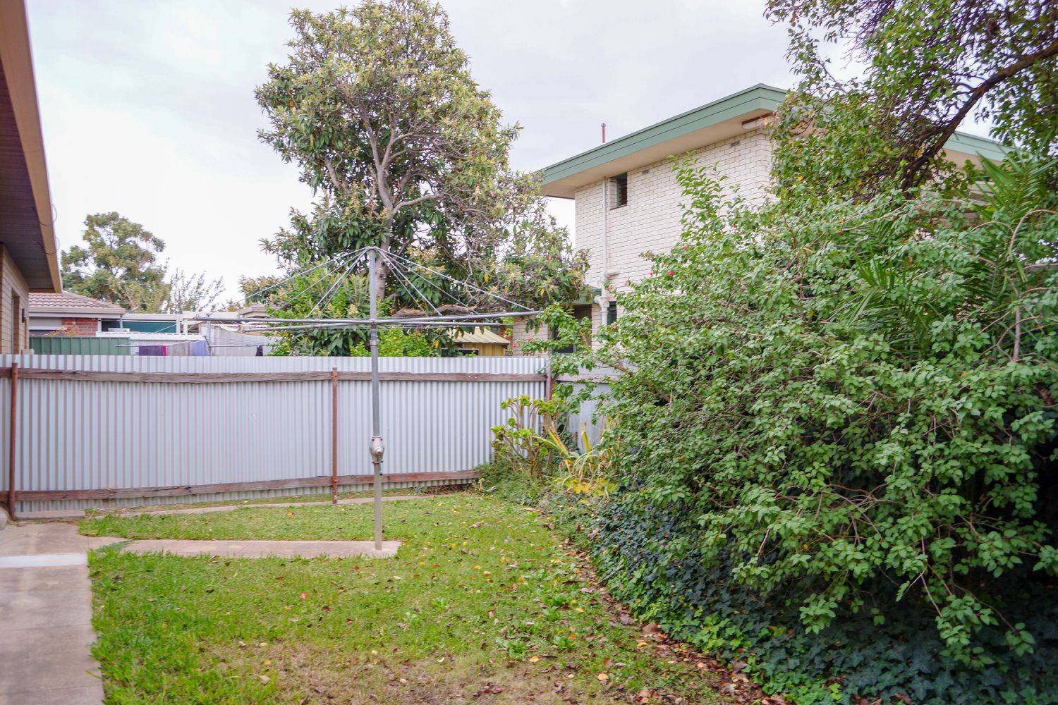 2 / 1C George Street, Horsham
