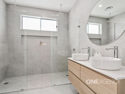 35 Bristlebird Drive, Calderwood