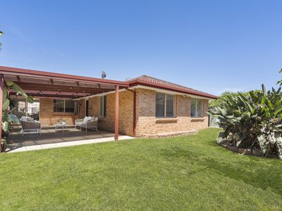 12 Glenrock Court, Wattle Grove