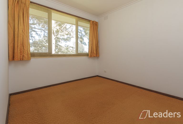 8 Griffiths Court, Mount Waverley