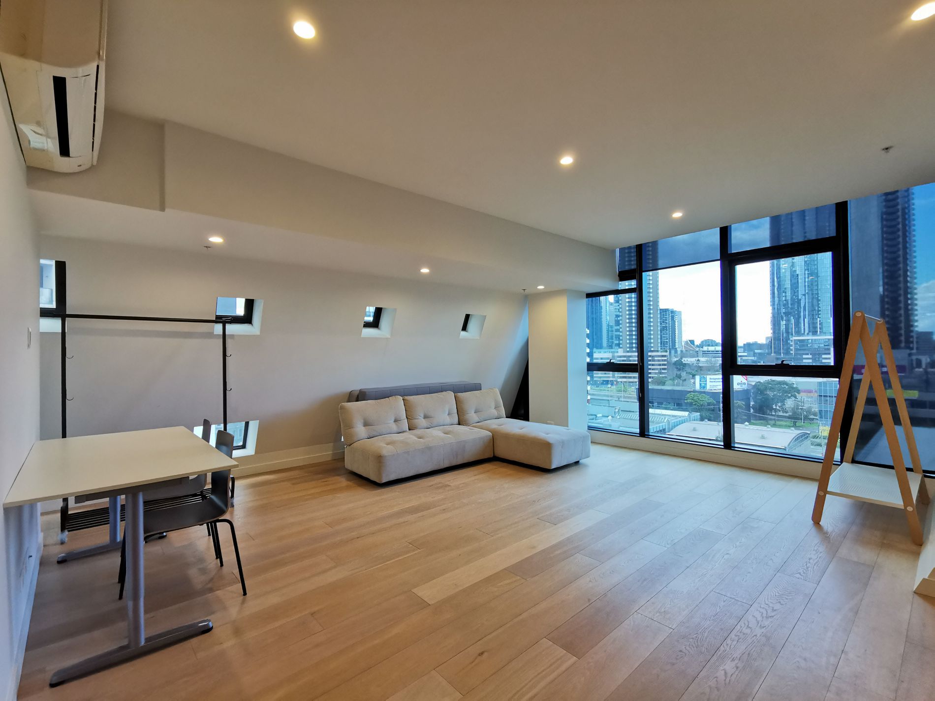 705 / 58 Clarke St, Southbank