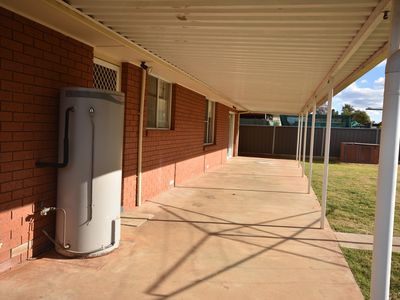 89 Baird Drive, Dubbo