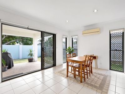 2 Seafarer Court, Blacks Beach